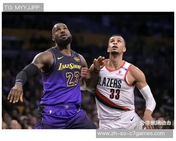 湖人队在2020年8月24日季后赛第三场对决开拓者队的精彩战况回顾